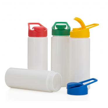 Squeeze plástico 550ml com tampa plástica rosqueável- contém alça e tampa protetora para o bocal.